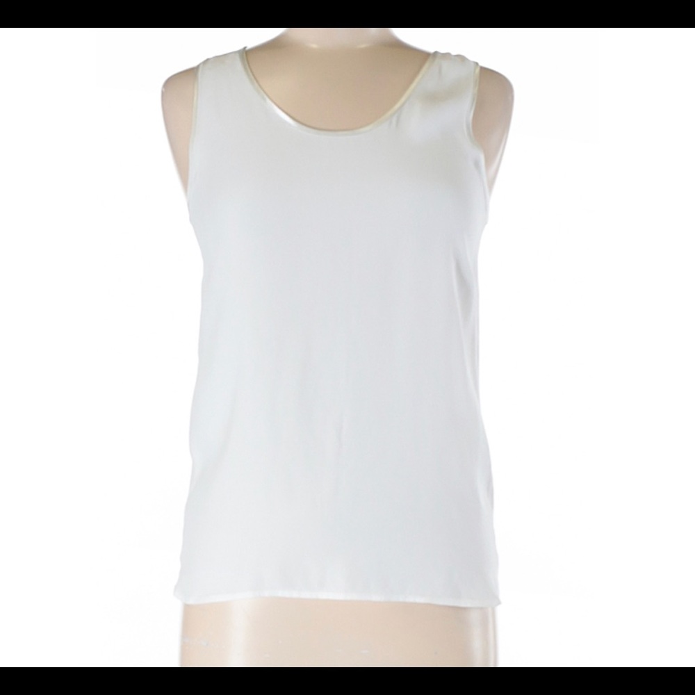🦋  3/$9 Reiss White Sleeveless Blouse size 2